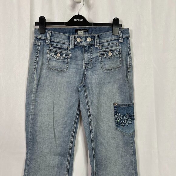 White House Black Market Noir Custom Day of the Dead Inspired Flare Jeans 6R - Picture 2 of 14